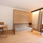 Apartment Roemerhof-3 By Interhome *